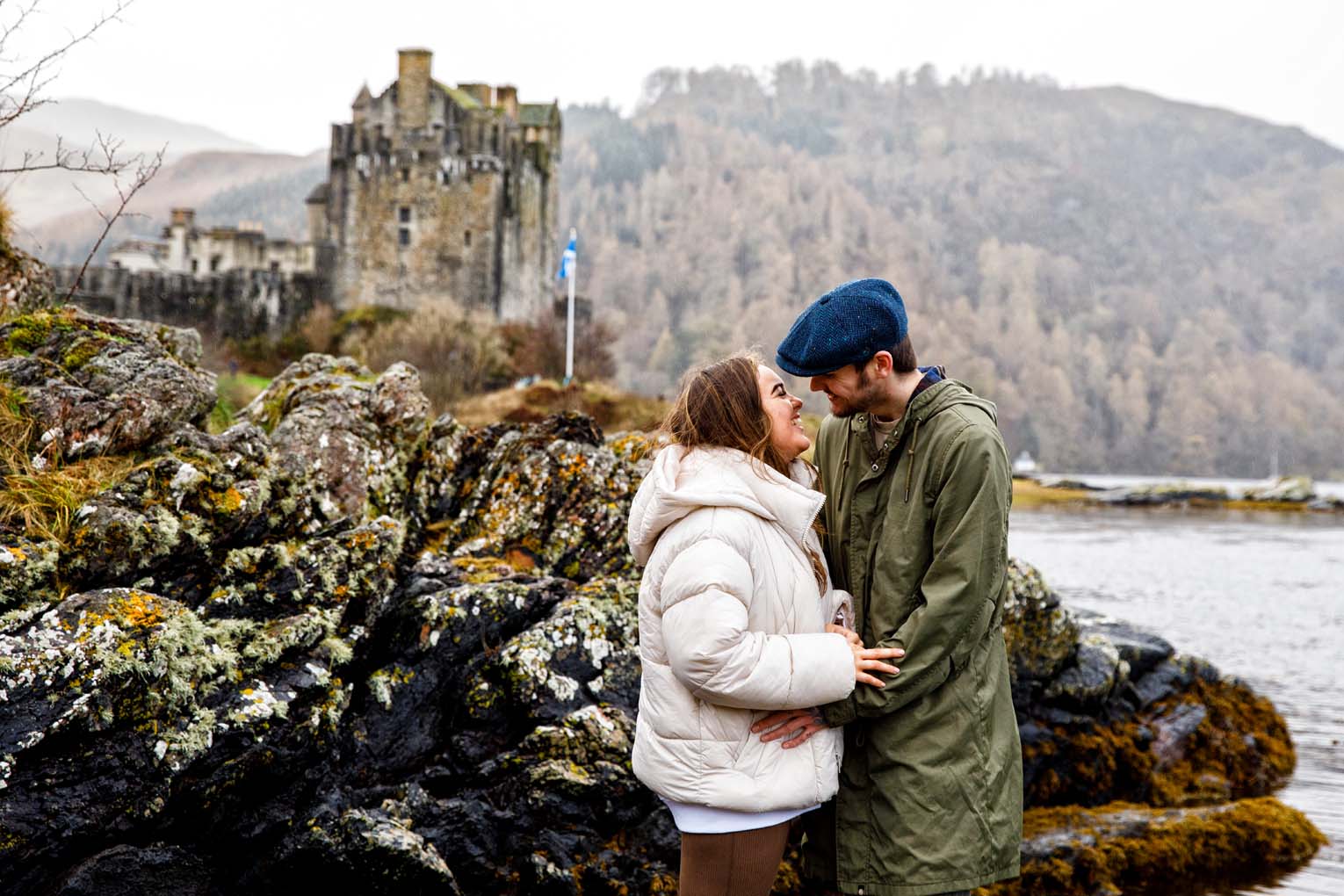 Eilean donan castle suprise engagement00045