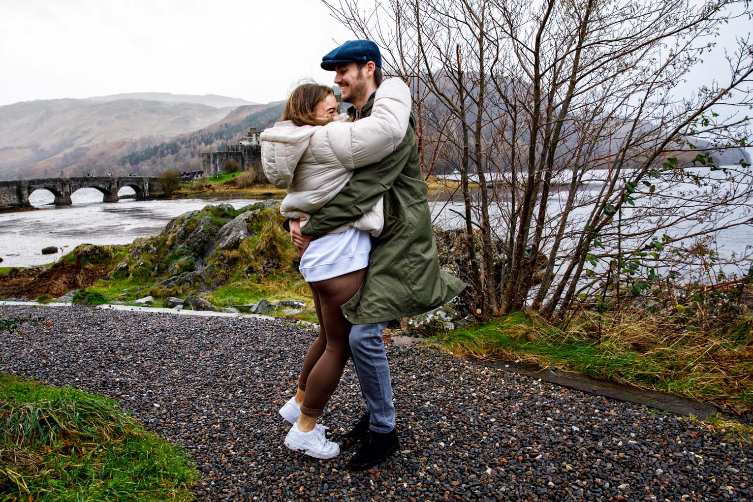 Eilean donan castle suprise engagement00078