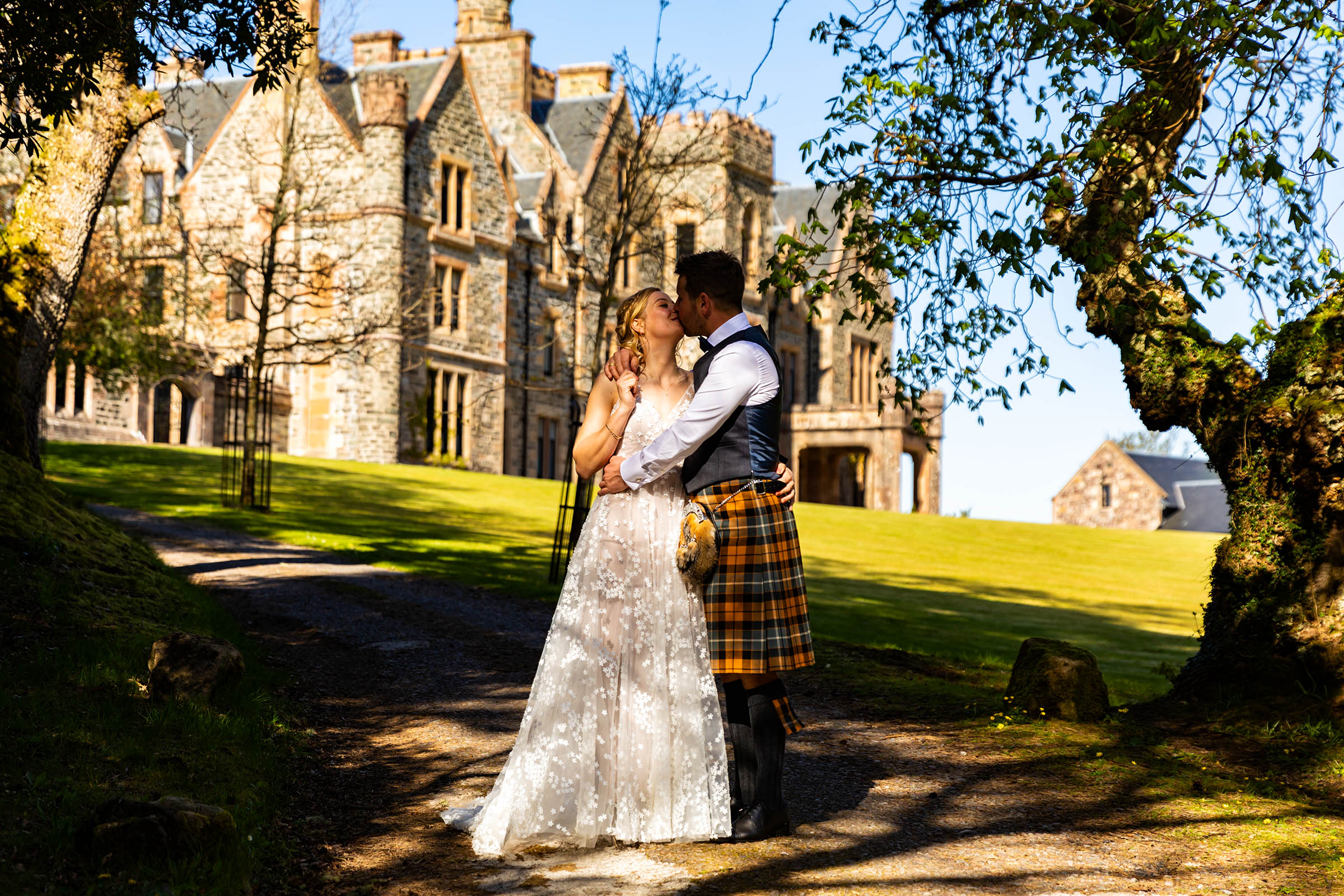 A Highland Sunny fun wedding at Duncraig Castle in Plockton – Marlijn and Jens 23rd April 2022105