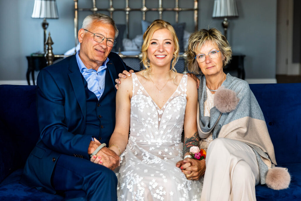 A Highland Sunny fun wedding at Duncraig Castle in Plockton – Marlijn and Jens 23rd April 202244