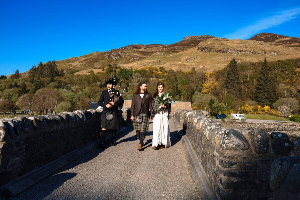 Morgan Garys Elopement Iconic Eilean Donan Castle00045