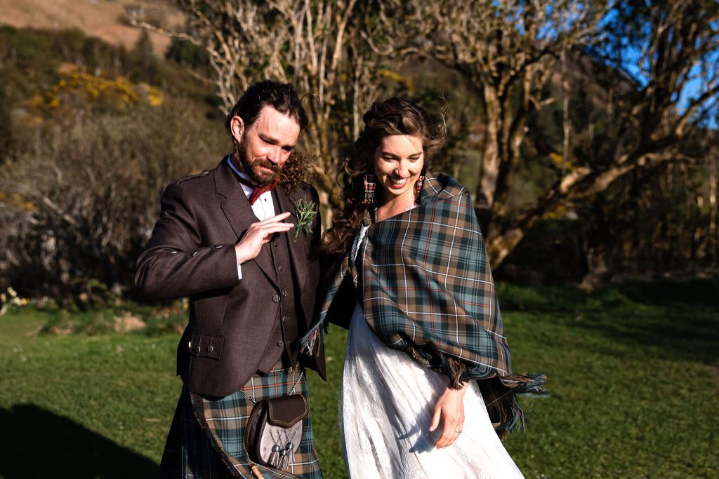 Morgan Garys Elopement Iconic Eilean Donan Castle00067