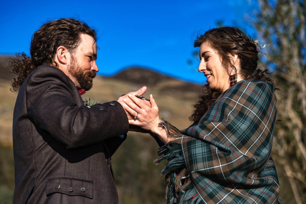 Morgan Garys Elopement Iconic Eilean Donan Castle00072